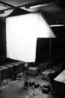 Julius Oppermann on set for Kärcher Futuretech with an 12x12 Booklight indoor.