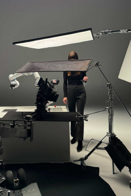 Julius Oppermann on set Kärcher Promise in the Studio.