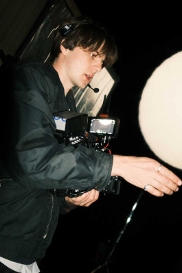 Julius Oppermann holding an Arri Mini LF